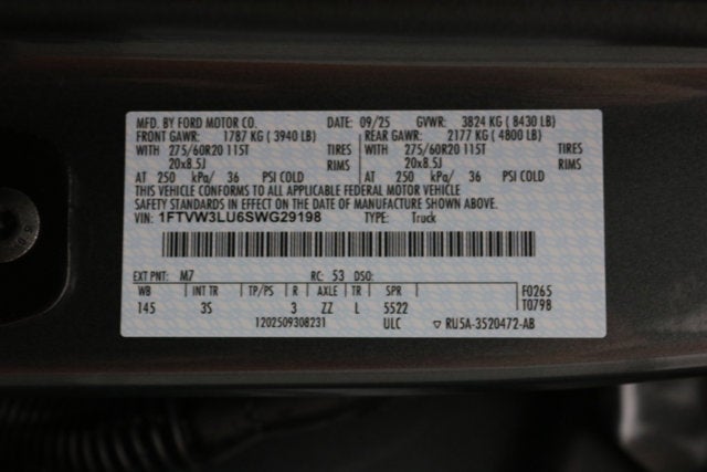 2025 Ford F-150 Lightning Flash